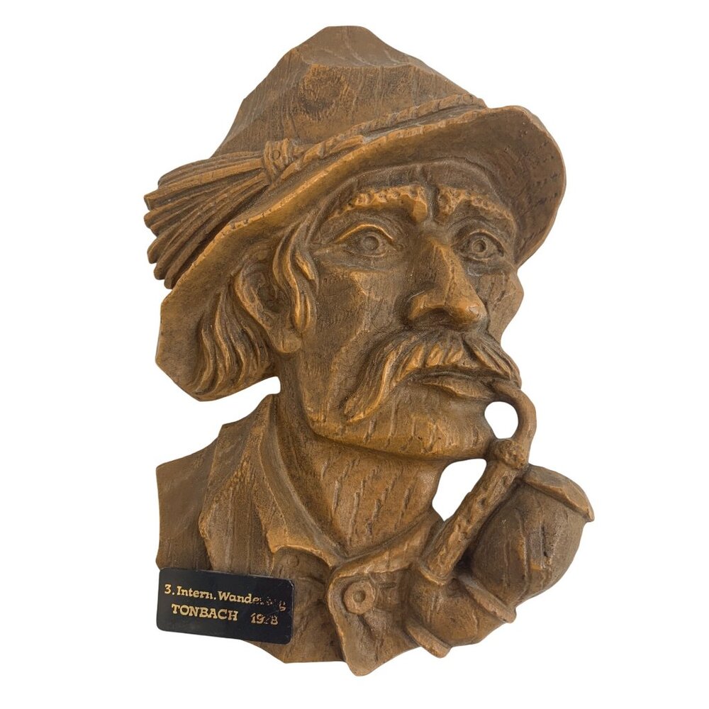 VTG 78 Peasant Hand-Carved Wooden Wall Sculpture German Wandertag Tonbach